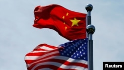 美中两国国旗