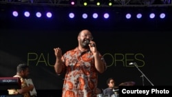 Paulo Flores actuando em Nova Iorque, no Summerstage em 2016