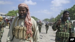 Sheik Mukhtar Robow tambem conhecido como Abu Mansur ex-chefe adjunto da al-Shabab (Jan 2010)