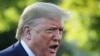 El presidente de los Estados Unidos, Donald Trump, habla con los periodistas en el jardín Sur de la Casa Blanca, cuando sale para viajar a Minnesota el jueves 10 de octubre de 2019. REUTERS/Jonathan Ernst.