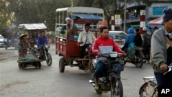 ကချင်ပြည်နယ်၊ မြို့တော် မြစ်ကြီးနားမြင်ကွင်း။ 