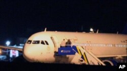 土耳其稱當局從這架敘利亞客機上繳獲了違禁貨物