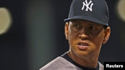Alex Rodríguez perdería los $25 millones de dólares que le quedan por cobrar de su contrato con los Yankees.