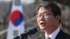류길재 한국 통일부 장관이 31일 경기도 파주시 임진각 망배단에서 열린 망향경모제에 참석해 격려사를 하고 있다.