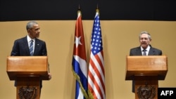 Barack Obama e Raul Castro em Havana