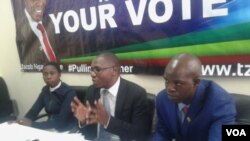 UMnu. Jacob Ngarivhume, umkhokheli webandla le Transform Zimbabwe.