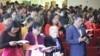  အင်ဒီယားနားပြည်နယ်က ချင်းအသင်းတော်မှာ ဆုတောင်းနေစဉ် (Facebook -Chin Evangelical Baptist Church, Indianapolis, USA)